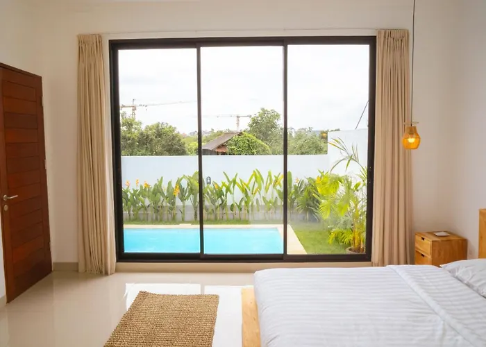 Villa The Sun Canggu, Near Berawa *